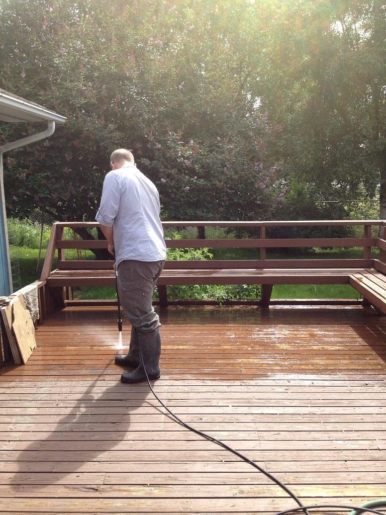 Driveway & Concrete Cleaning in Manitowoc